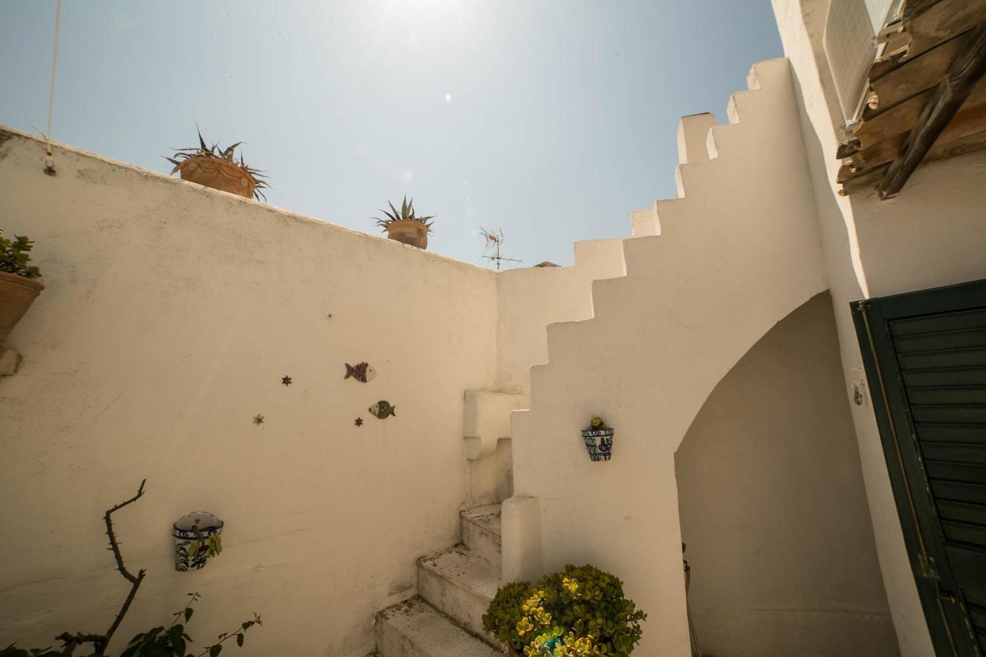 Vila 4 Balconi House-San Gregorio Palazzo Unico Vista Mare Gallipoli Exteriér fotografie